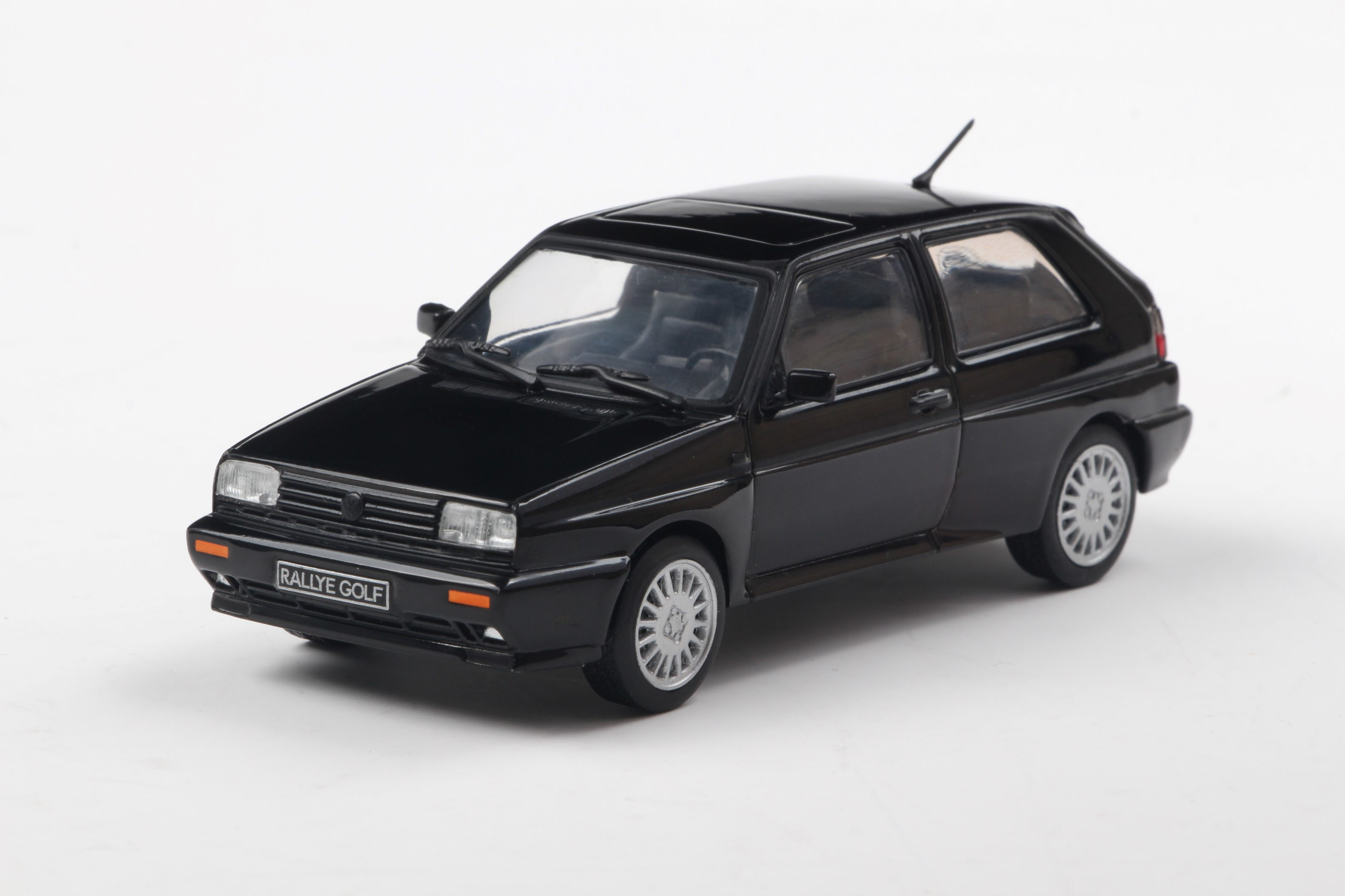 VW Golf Rally MKII - შავი 1989