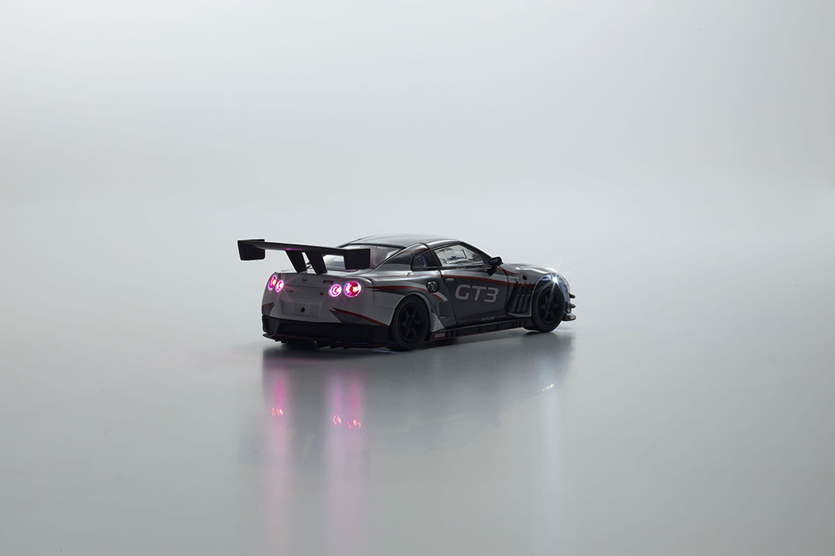 Kyosho MOTN Led System 1:64 Skyline GT-R Nismo GT-3 პრეზენტაცია ხედი 4
