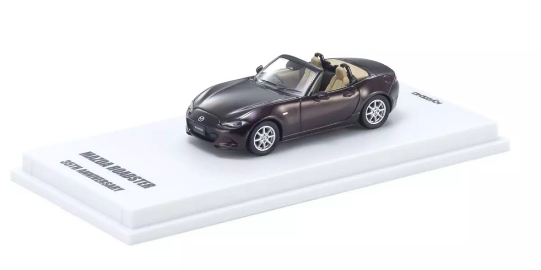 Mazda Roaster 35 წლისთავი - წითელი ხედი 2