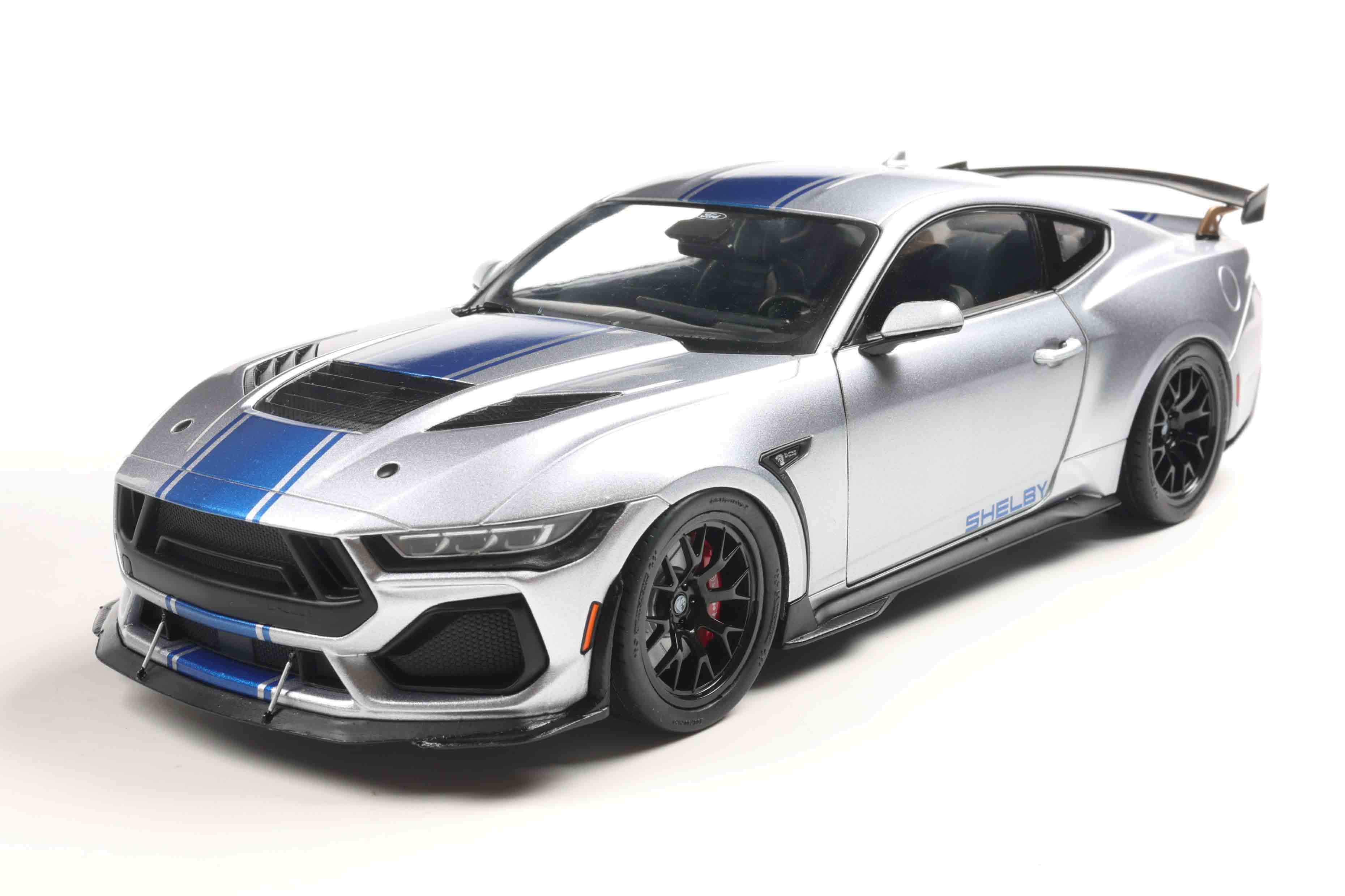 შელბი Mustang Super Snake - ნაცრისფერი ხედი 1
