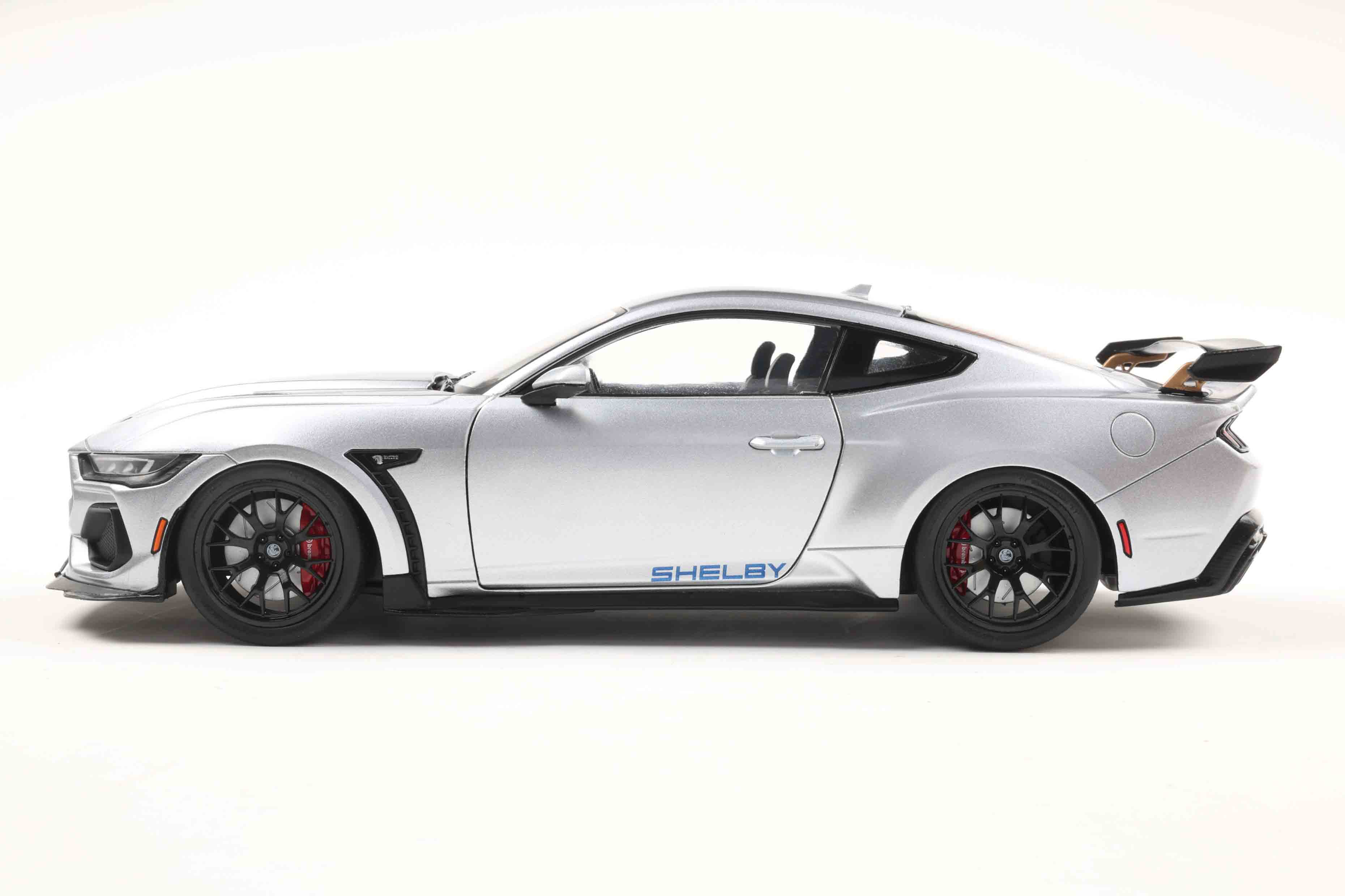 შელბი Mustang Super Snake - ნაცრისფერი ხედი 5