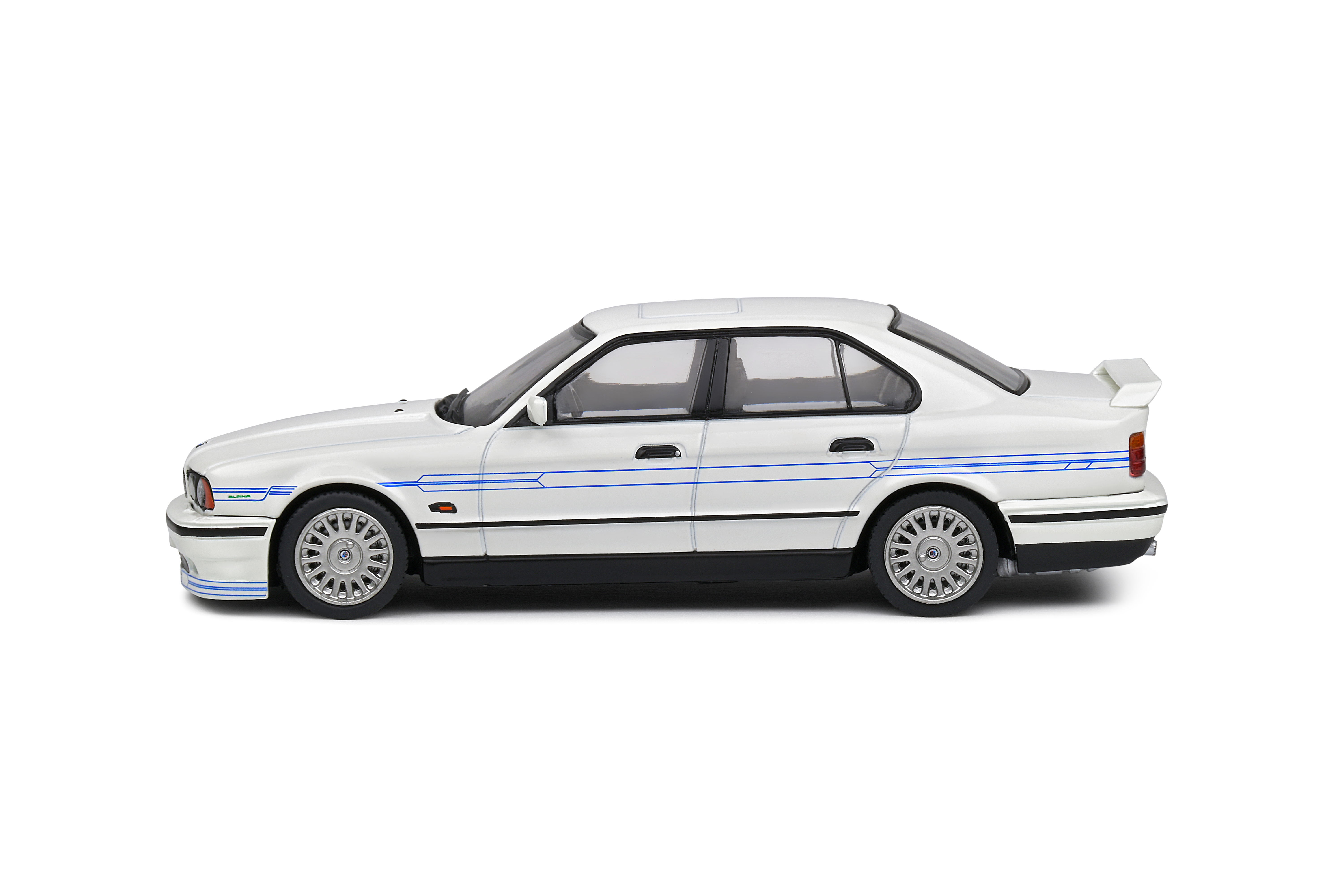 ალპინა B10 (E34) - თეთრი ხედი 2