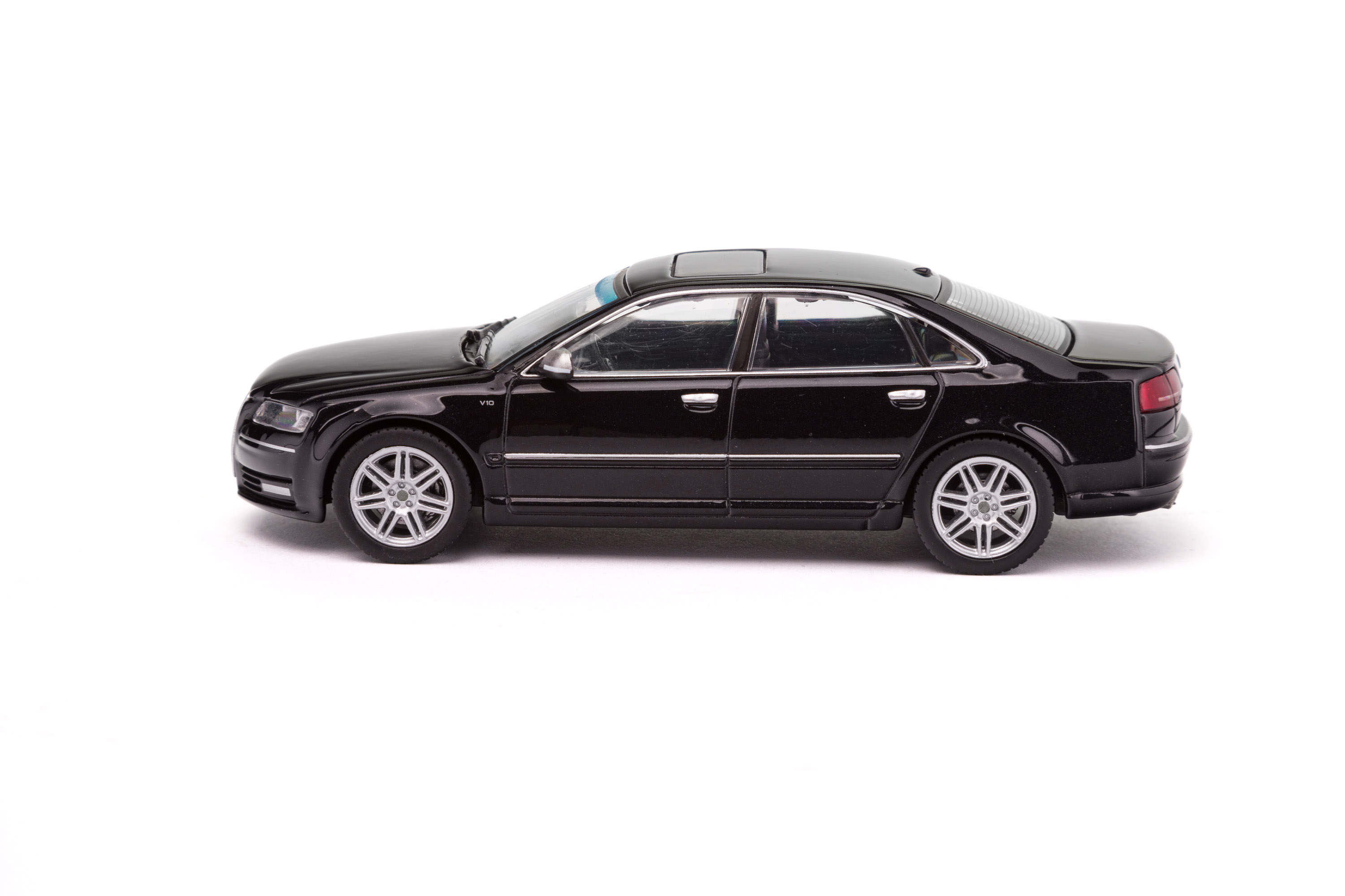 აუდი D3 S8 2010 - მუქი ლურჯი ხედი 2