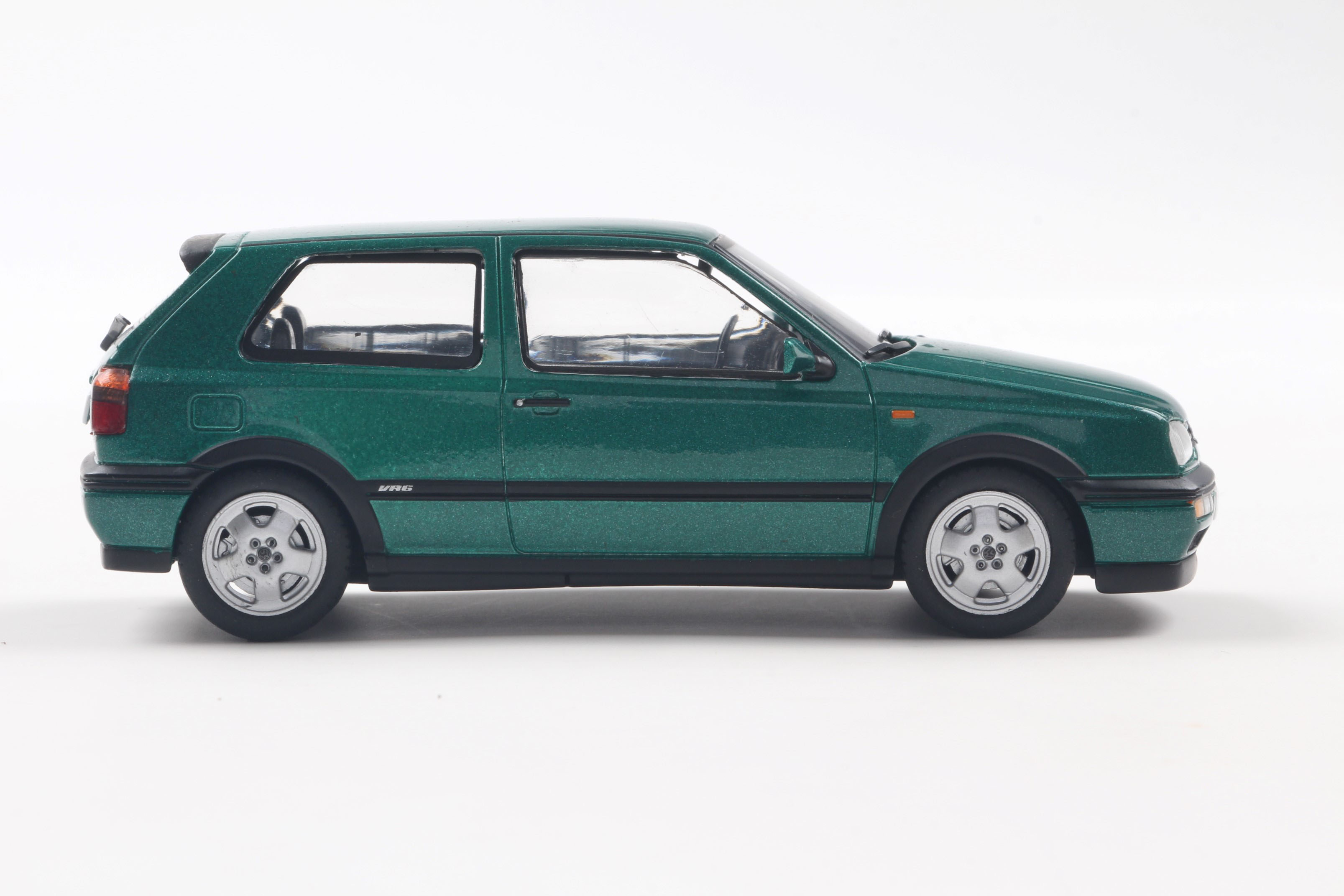 VW Golf MKIII VR6 1994 - მწვანე ხედი 3