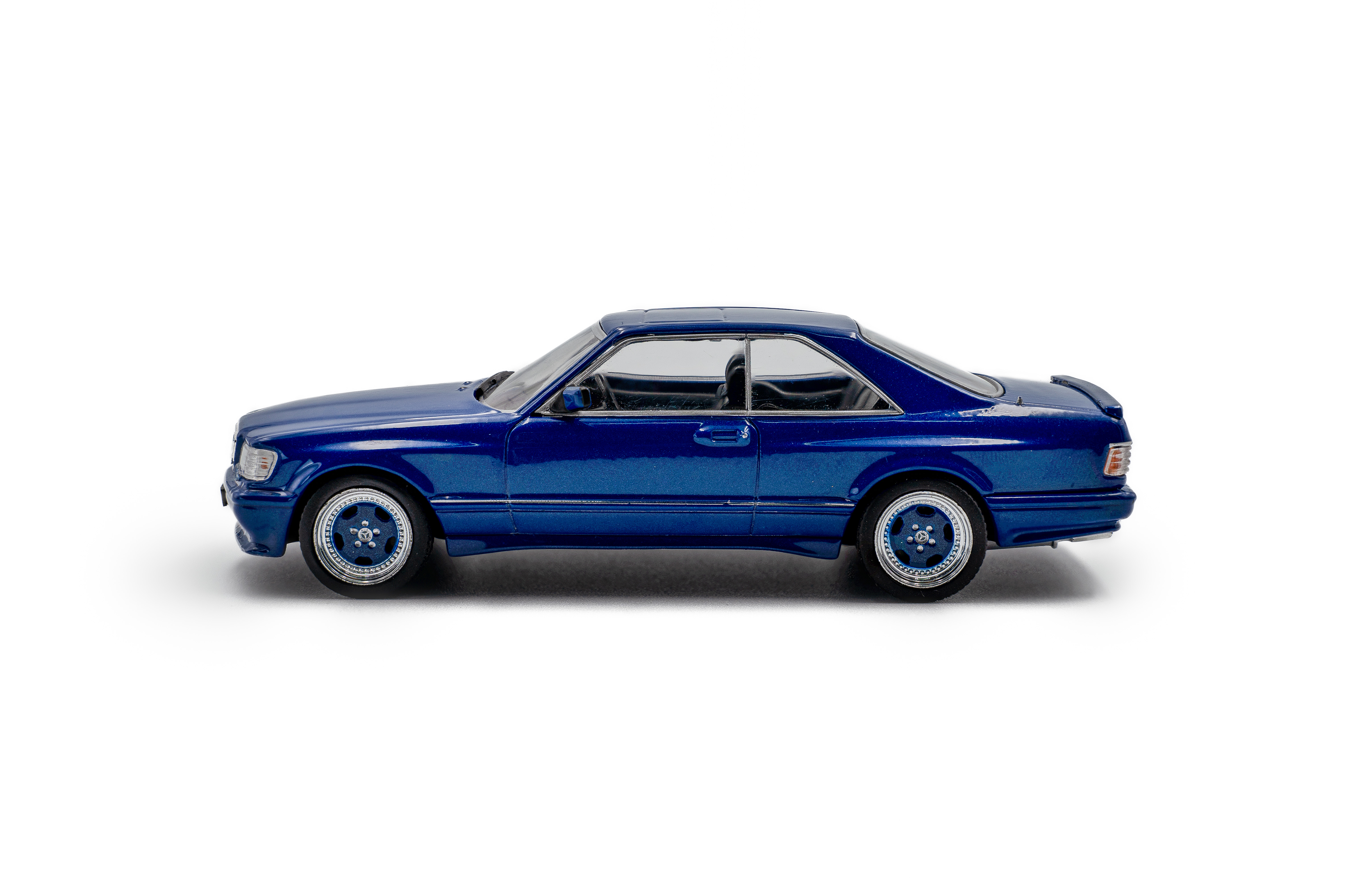 MB 560 SEC AMG - Linarite Blue ხედი 2