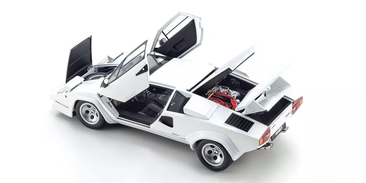 Lamborghini Countach LP400 S - თეთრი ხედი 4