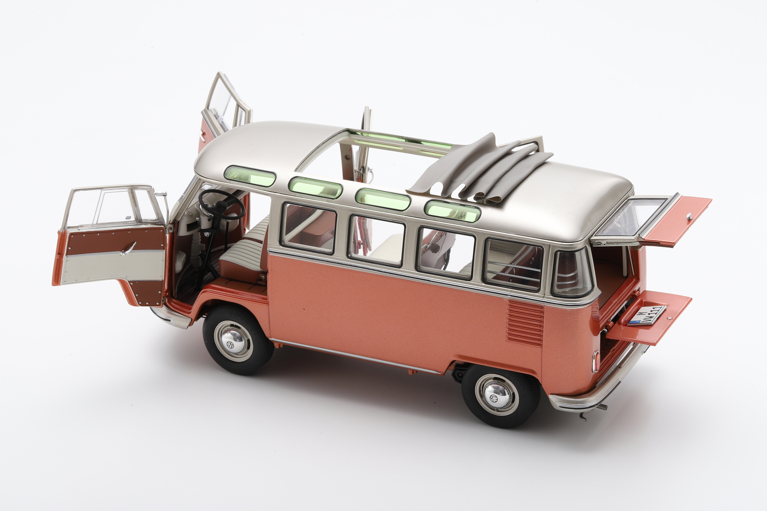 ფოლქსვაგენი T1 სამბა (1962) – 1/18 DieCast მოდელი ხედი 7