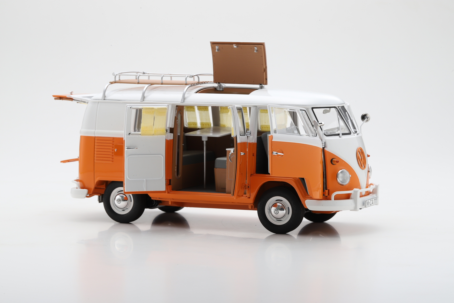 ფოლქსვაგენი T1 კემპერი – 1/18 DieCast მოდელი ხედი 10