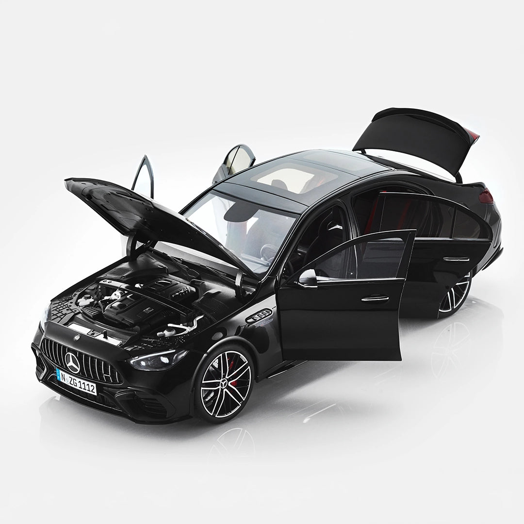 მერსედეს-AMG C 63 S E – საკოლექციო მოდელი ხედი 4