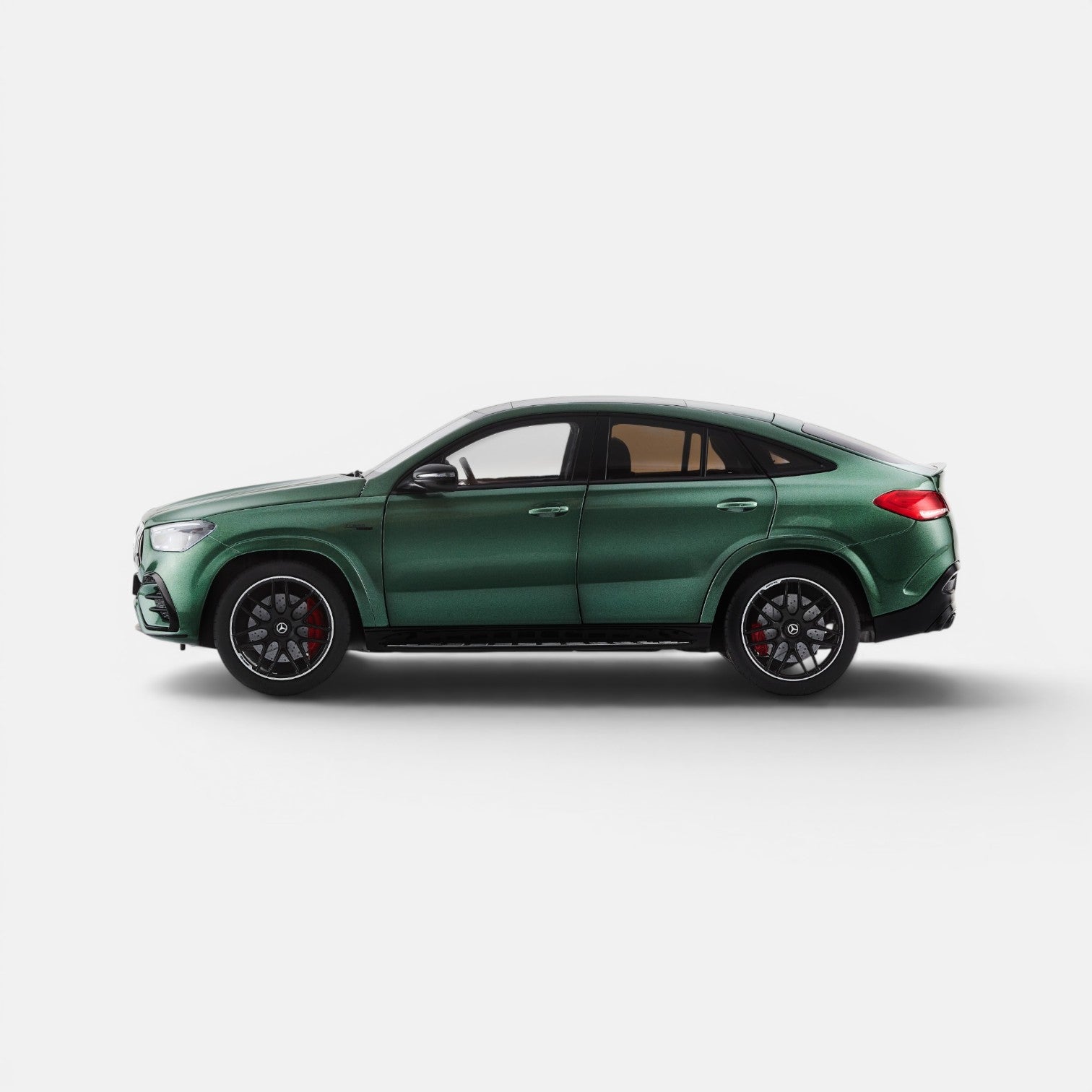 მერსედეს-AMG GLE 53e Coupé – საკოლექციო მოდელი ხედი 2