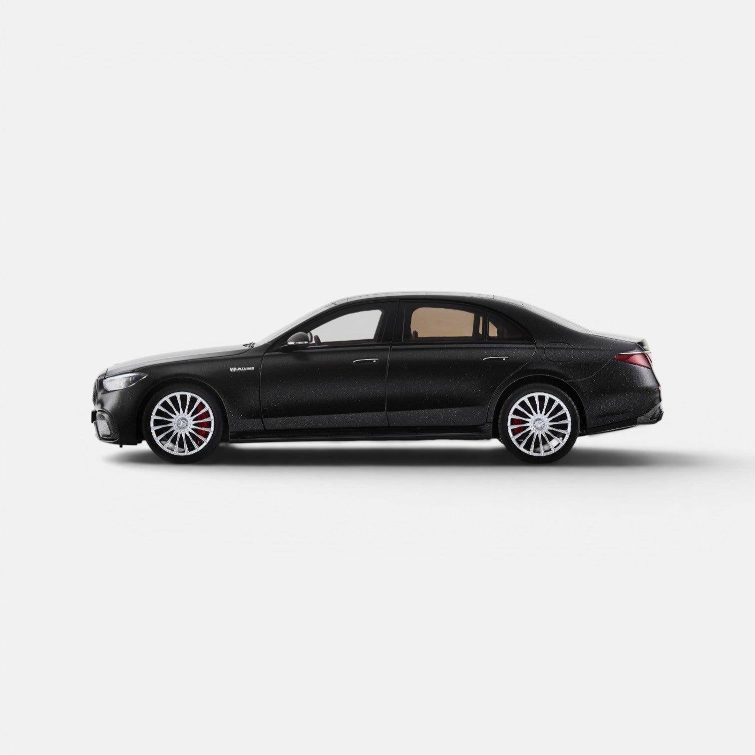 მერსედეს-AMG S 63e – საკოლექციო მოდელი ხედი 2