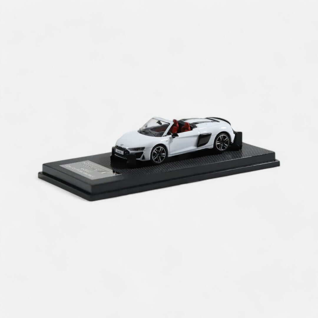 აუდი R8 2021 Spyder – საკოლექციო მოდელი ხედი 2
