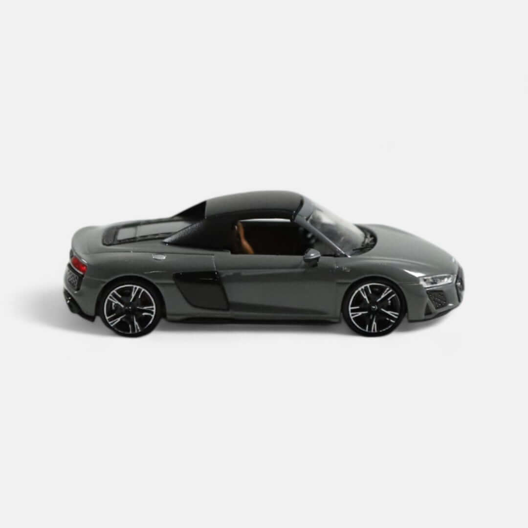 აუდი R8 2021 Spyder – საკოლექციო მოდელი ხედი 3