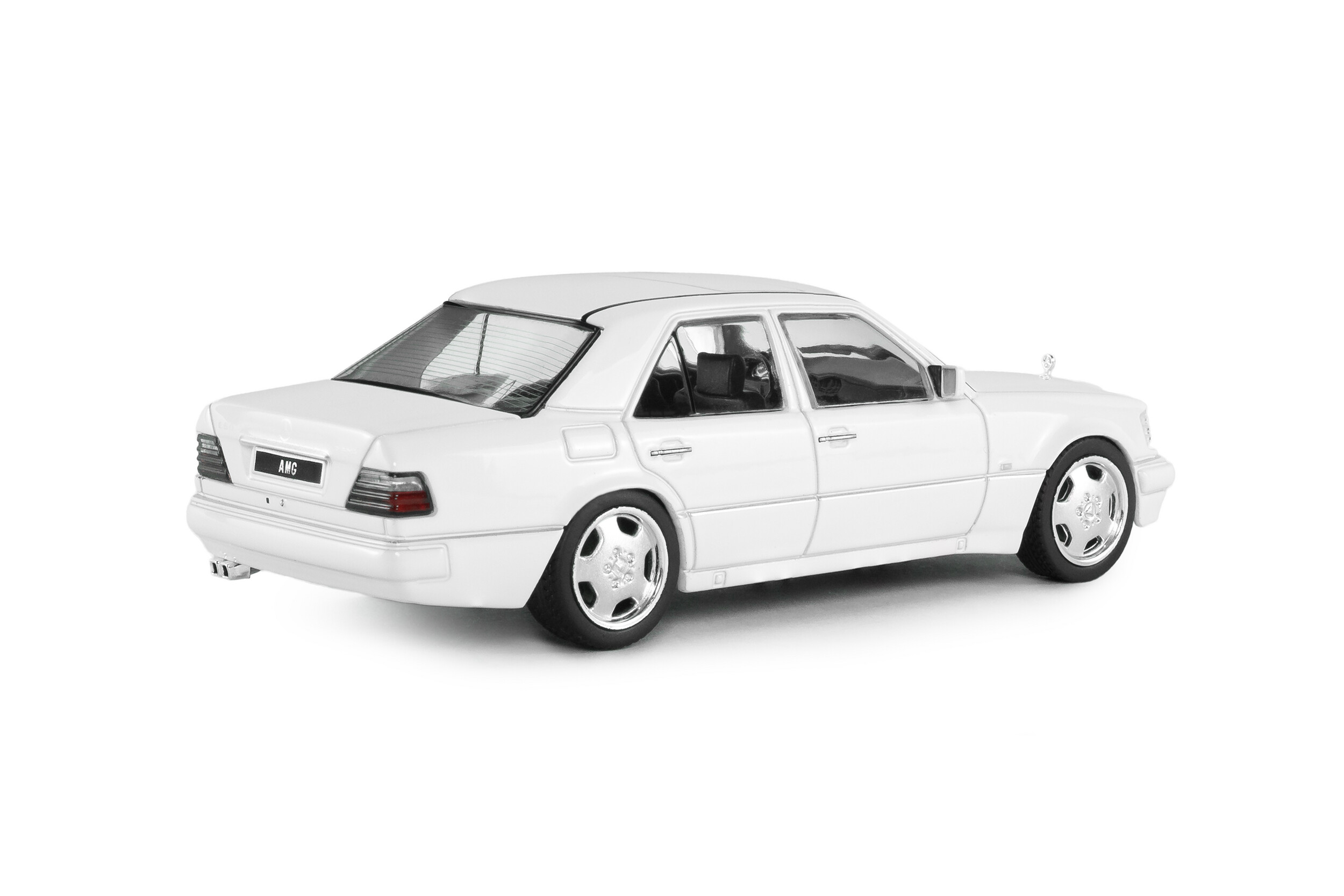 მერსედეს-ბენცი W124 E60 AMG ხედი 4